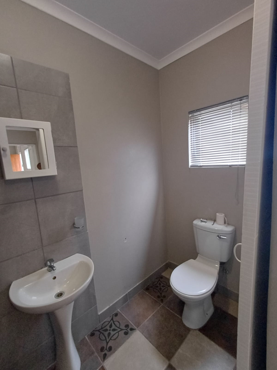 To Let 1 Bedroom Property for Rent in Top Town Eastern Cape